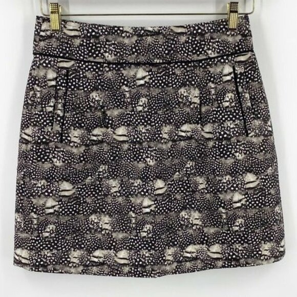 J. Crew A-line Feather Print Mini Skirt In Black, Grey & White Size 2 - Picture 4 of 12